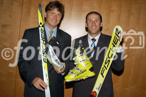 (C)fotodienst/Mag. Daniel Katzinger - Wien 04.10.2006,
Heute fand im Vienna Marriot Hotel das Fischer-Ski Wirtschafts-Pressegespräch 2006 statt.
Es wurden Details aus den Bereichen Unternehmen/Finanzen und Sport/Events präsentiert.
Foto v.l.: Mag. Gernot Kellermayr (Verkaufsleiter für Österreich), Ing. Gregor Dietachmayr (Der Geschäftsführer der Fischer Ges.m.b.H)