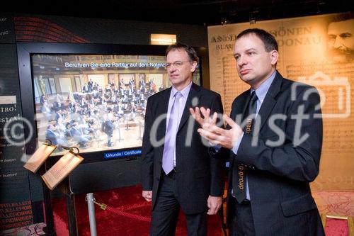(c) fotodienst / Anna Rauchenberger - Wien, am 27.11.2009 - Heute wurde im Haus der Musik der neue 'Virtuelle Dirigent' präsentiert. Die Installation wurde neu aufgenommen und programmiert, die Musikauswahl erweitert und als Einführung gibt Maesto Zubin Mehta Dirigiertipps. FOTO: Prof. Dr. Max Mühlhäuser, TU Darmstadt, Dr. Jan Borchers, Professor an der TU Aachen, programmierte mit seinem Team den Virtuellen Dirigenten neu