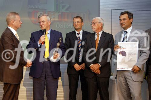 (C)fotodienst/Mag. Daniel Katzinger - Wien 05.10.2006,
Heute fand im Festsaal der Telekom Austria die Preisverleihung des vom  Report Verlag initiierte ebiz egovernment award 2006 statt. 
Foto: 3.Platz Bundessieger Firma T-SYSTEMS