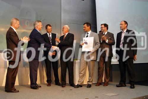 (C)fotodienst/Mag. Daniel Katzinger - Wien 05.10.2006,
Heute fand im Festsaal der Telekom Austria die Preisverleihung des vom  Report Verlag initiierte ebiz egovernment award 2006 statt. 
Foto: 3.Platz Bundessieger Firam T-SYSTEMS