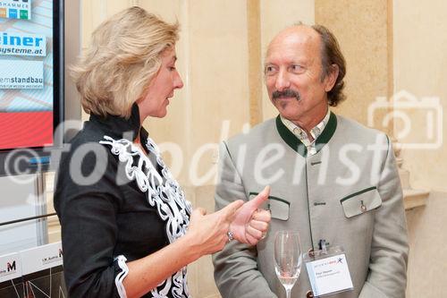 (c) fotodienst / Anna Rauchenberger - Wien, am 05.10.2010 - Die I.M.Austria (Interessensgemeinschaft der Messe- und Live-Marketing-Spezialisten Österreichs) hat am 5.10.2010 anlässlich der access 2010, Österreichs größter Fachmesse für Kongresse, Tagungen und Incentives, den IMA-Award 2009 verliehen. Foto: v.l. Christine Opitz (GF Event-Company Opitz & Hasil, Vorstandssprecherin I.M.Austria) und Paul Hauser (APM HandelsgmbH)
