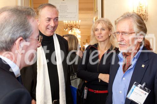 (c) fotodienst / Anna Rauchenberger - Wien, am 05.10.2010 - Die I.M.Austria (Interessensgemeinschaft der Messe- und Live-Marketing-Spezialisten Österreichs) hat am 5.10.2010 anlässlich der access 2010, Österreichs größter Fachmesse für Kongresse, Tagungen und Incentives, den IMA-Award 2009 verliehen. Foto: v.l. Christian Mutschlechner (Leiter des Vienna Convention Bureau,
Präsident des Austrian Convention Bureau), Dr. Heinz Baier, Natalie Gromanova, Leslie P.C. Zech (GF IEEC - International Exhibitiona and Event Consulting GmbH, ehemal. Vorstandssprecher I.M.Austria)