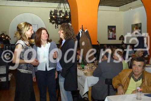 Höchste Qualitätsmaßstäbe, und das nicht nur beim Olivenöl. Foto v.li.na.re: Mag. Doris Fussenegger (Institut für Ernährungmedizin); Irene Antl (Mitarbeiterin Koryphäe); Christian König (Agentur König – Werbemanagement)