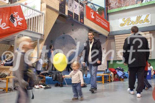 Kletterbegeisterte und die, die es noch werden wollen, konnten die neue Kletterhalle ausprobieren.                                