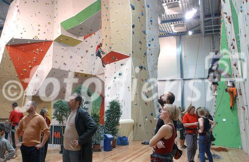 Kletterbegeisterte und die, die es noch werden wollen, konnten die neue Kletterhalle ausprobieren.                                