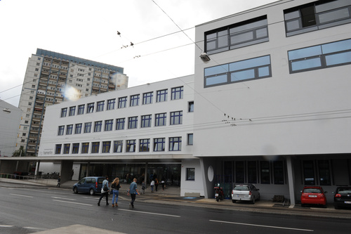 BRG Linz, Hamerlingstraße 18: Fotoreportage vom ersten Schultag im erweiterten und sanierten Schulgebäude