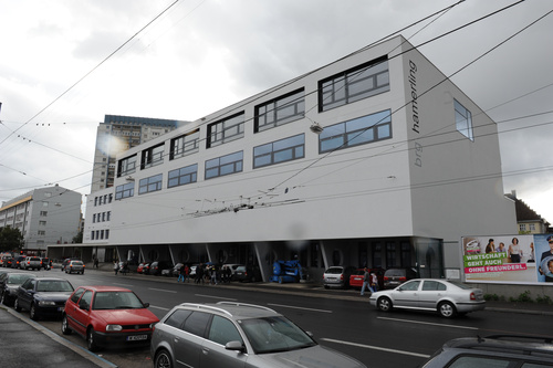 BRG Linz, Hamerlingstraße 18: Fotoreportage vom ersten Schultag im erweiterten und sanierten Schulgebäude