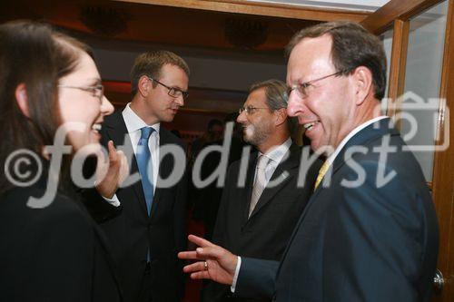 fotodienst/ Martina Draper; Am Mittwochabend, dem 2. September 09, feierte die österreichische Immobilienbranche bei der bereits dritten 'Cocktail Reception' der Bundesimmobiliengesellschaft (BIG) im Wiener Arsenal.