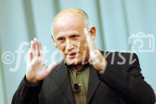 Sein besonderes Gefühl für Störungen im Energiefluss machen Martin Weber zum Ausnahmetherapeuten.
Foto: Martin Weber
©fotodienst/Nadine Bargad