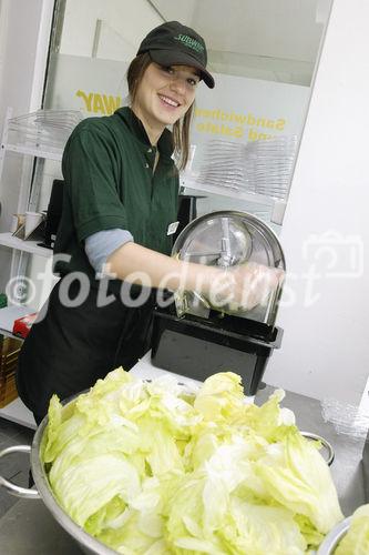 Eröffnung des ersten Subway Restaurant beim Bahnhof Zuerich Selnau. - (C)Fotodienst/Dieter Enz 