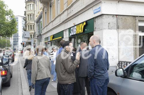 Eröffnung des ersten Subway Restaurant beim Bahnhof Zuerich Selnau. - (C)Fotodienst/Dieter Enz 