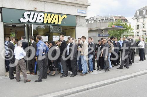 Eröffnung des ersten Subway Restaurant beim Bahnhof Zuerich Selnau. - (C)Fotodienst/Dieter Enz 