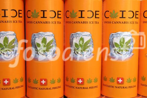 (C) Fotodienst/Anna Rauchenberger - Wien 01.08.2007 - C-ICE, der Schweizer Hanf-Eistee mit einzigartigem Geschmack macht anderen Erfrischungsgetränken Konkurrenz! FOTO: C-ICE Dosen