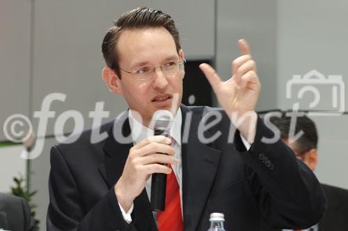 Der Auftritt von Microsoft Österreich auf der ITnT zählt traditionell zu den Publikumsmagneten auf der heimischen IT-Fachmesse. 
Foto: Michael Bartz (Leitung Bereich Information Worker)
©fotodienst/Nadine Bargad