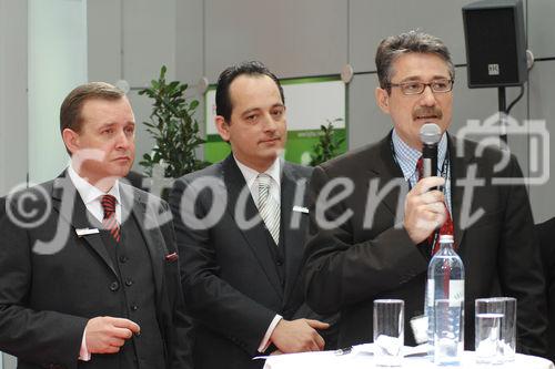 Der Auftritt von Microsoft Österreich auf der ITnT zählt traditionell zu den Publikumsmagneten auf der heimischen IT-Fachmesse. 
Foto v.li.na.re:  Werner Leibrandt (Chief Operation Officer Microsoft); Michael Bartz (Leitung Bereich Information Worker); Wolfgang Briem (Leitung Bereich Server Microsoft Österreich)
©fotodienst/Nadine Bargad