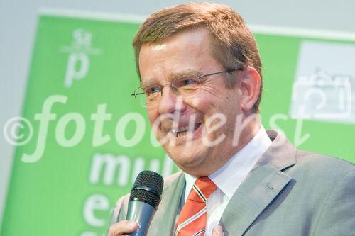 (C) fotodienst/Anna Rauchenberger -  Wien, am 28.09.2009 - Heute wurde im Rahmen einer Gala in der Wirtschaftskammer Österreich der Staatspreis für Multimedia und e-Business verliehen. FOTO: Wolfgang Renner, Wiener Zeitung