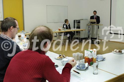 Biomasse als Option für eine sichere Energieversorgung, war heute Thema einer Vortragsreihe im Technologiezentrum Gmunden. Es sprachen  DI Volker Dobringer(Gilles Engerie u Umwelttechnik),Josef Schweinberger (Probstdorfer Saatzucht) und Mag.Mathias Heiß. Als Ehrengast war Prof.Dr.Peter Liebhardt von der BOKU Wien, der wissenschaftliche Beobachtungen zu Saat und Aufzucht erläuterte.