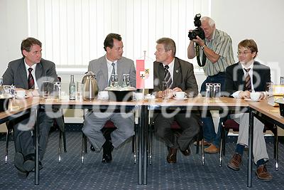 Pressekonferenz der Firma Helios, Vorstellung von Bauprojekten, Schloß Merseburg