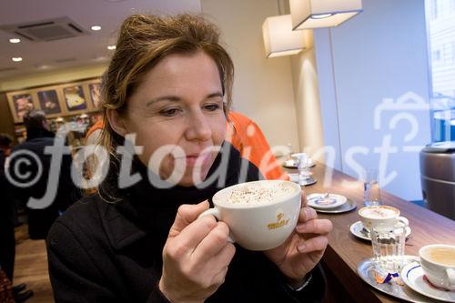 Wiedereröffnung Tchibo Filiale Salzburg Paris-Lodron-Str. 2, 2008-11-20 

Bild: fotodienst.at/Chris Hofer