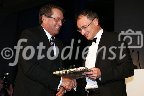 (C) fotodienst/Anna Rauchenberger - Wien, 20.3.2009 - Heute feierte die KBA-Mödling AG in Anwesenheit hochrangiger Ehrengäste aus Politik und Wirtschaft sowie führender Repräsentanten der deutschen Muttergesellschaft Koenig & Bauer AG (KBA) ihr 160-jähriges Firmenjubiläum im Technischen Museum Wien. Gleichzeitig wurde auch ein Führungswechsel gefeiert. 