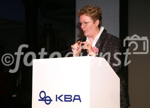 (C) fotodienst/Anna Rauchenberger - Wien, 20.3.2009 - Heute feierte die KBA-Mödling AG in Anwesenheit hochrangiger Ehrengäste aus Politik und Wirtschaft sowie führender Repräsentanten der deutschen Muttergesellschaft Koenig & Bauer AG (KBA) ihr 160-jähriges Firmenjubiläum im Technischen Museum Wien. Gleichzeitig wurde auch ein Führungswechsel gefeiert. FOTO: KBA-Mödling, Traude Obner, Bürgermeisterin von Maria Enzersdorf