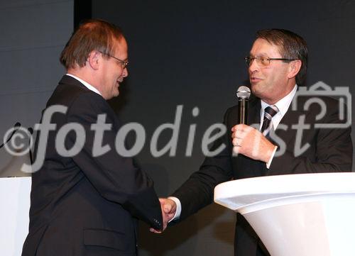 (C) fotodienst/Anna Rauchenberger - Wien, 20.3.2009 - Heute feierte die KBA-Mödling AG in Anwesenheit hochrangiger Ehrengäste aus Politik und Wirtschaft sowie führender Repräsentanten der deutschen Muttergesellschaft Koenig & Bauer AG (KBA) ihr 160-jähriges Firmenjubiläum im Technischen Museum Wien. Gleichzeitig wurde auch ein Führungswechsel gefeiert. 