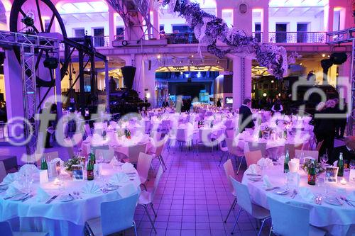 (C) fotodienst/Anna Rauchenberger - Wien, 20.3.2009 - Heute feierte die KBA-Mödling AG in Anwesenheit hochrangiger Ehrengäste aus Politik und Wirtschaft sowie führender Repräsentanten der deutschen Muttergesellschaft Koenig & Bauer AG (KBA) ihr 160-jähriges Firmenjubiläum im Technischen Museum Wien. Gleichzeitig wurde auch ein Führungswechsel gefeiert. 