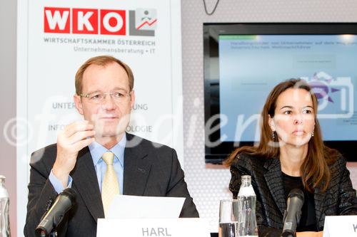  (c) fotodienst/Anna Rauchenberger - Wien, am 29.11.2011 - Studienpräsentation Die neue Fachverband UBIT und WKW Studie ''Erfolgsfaktoren bzw. Barrieren auf dem Weg zum österreichischen Weltmarktführer“ überrascht: Erfahrung ist gut, Kreativität und Innovation besser! Neues Leadership ist ebenso gefragt wie Flexibilität und Mut. FOTO:  KommR Alfred Harl, CMC, Obmann Fachverband UBIT,: