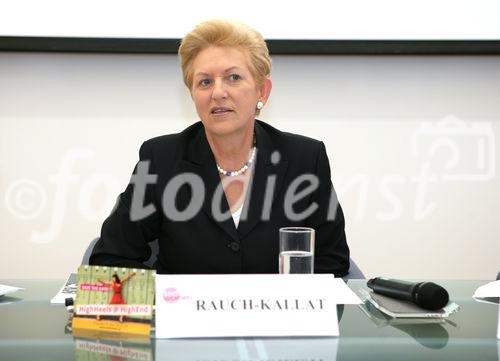 (C)fotodienst/Anna Rauchenberger -  Wien, am 28.07.2009 - Der Verein Techwomen engagiert sich für Frauen in der Technik und zeigt mit Aktionen, dass weibliche Kreativität in der Technik gefragt ist. Das Motto der Herbstaktion09: 'HighHeels@HighEnd'!
Dies beinhaltet einen Kreativwettbewerb für Schülerinnen und Schüler und einen internationalen Kongress am 15./ 16. Oktober 2009 im Palais Harrach in Wien. FOTO:  BM a.D. Abg. z. NR Maria Rauch-Kallat, Präsidentin des Vereins 'TechWomen'