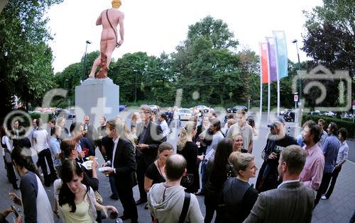 (C) fotodienst / Rene Tillmann; Duesseldorf, Malkasten. FOCUS praesentiert in Kooperation mit dem Gesamtverband Kommunikationsagenturen GWA die weltweit besten Werbespots und die diesjaehrigen CLIO-Gewinner, die im Mai beim CLIO-Festival in Las Vegas gekuert wurden. 