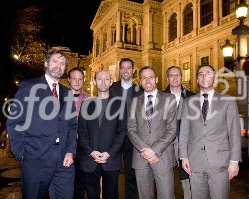 (C) fotodienst.at/Anna Rauchenberger -  Wien, am 01.12.2009 - Der Entwurf zur Änderung des Telekommunikationsgesetzes, durch den die Vorratsdatenspeicherungs-Richtlinie in Österreich umgesetzt werden soll, sorgt nach wie vor für Aufregung. Aufgrund dieser Richtlinie müssen alle Internet- und Telekom Serviceprovider Europas die Verbindungsdaten zu sämtlichen Kommunikationsvorgängen für einen Zeitraum von 6 Monaten bis 2 Jahren speichern. Das Wiener Zentrum für Rechtsinformatik nimmt diese Entwicklung zum Anlass, um in Form einer Podiumsdiskussion eine möglichst breite und öffentliche Debatte über Sinn, Nutzen und gesellschaftliche Auswirkungen des Datensammelns auf Vorrat zu eröffnen.