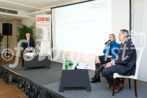 (C)fotodienst/Anna Rauchenberger Wien, 01.12.2010 -  Die Fachgruppe Unternehmensberatung und IT der Wirtschaftskammer Wien in Kooperation mit Conect Eventmanagement GmbH lud heute zu ‚Entwicklung des internationalen Software- und IT-Diensleistungsmarktes’ in das Suite Hotel am Kahlenberg. Ziel des Events ist es, Entscheidungsträgern aus Politik, Wirtschaft, IT und Wissenschaft einen Überblick über die Entwicklung des internationalen Software und IT Dienstleistungsmarktes zu geben. FOTO v.l.: ao. Univ. Prof. MMag. Dr. Gottfried Haber Universität Klagenfurt, Dr. Inge Friehs, AMS Wien, Michael Würzelberger, MAS, Raiffeisen Informatik