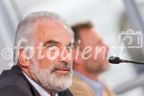 150 Jahre Zivilingenieure (C) fotodienst, Martina Draper Foto: vlnr: DI Josef Robl, Vorsitzender der Bundessektion der Ingenieurkonsulenten, DI Clemens Neuber, Stv. Vorsitzender der Bundessektion der Ingenieurkonsulenten