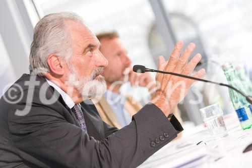 150 Jahre Zivilingenieure
(C) fotodienst, Martina Draper
Foto: vlnr: DI Josef Robl, Vorsitzender der Bundessektion der Ingenieurkonsulenten, DI Clemens Neuber, Stv. Vorsitzender der Bundessektion der Ingenieurkonsulenten