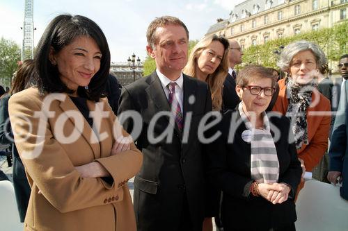 fotodienst/ Christian Kemp;Paris - Im Rahmen des European Year of Volunteering (EYV) macht die EYV-Tour 2011 ab 14. April Station in Paris.