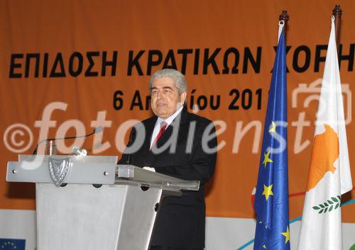 (C)fotodienst/Katia Christodoulou; Bild: President of the Republic, Mr Demetris Christofias. Im Rahmen des European Year of Volunteering (EYV) macht die EYV-Tour 2011 vom 4. bis zum 6. April 2011 Station in Nicosa, Zypern. Heute kommt auch der President der Republik, Mr Demetris Christofias um allen Volunteeren zu ihrer Arbeit zu gratulieren. 