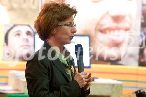 (C)fotodienst/ Alvaro Hurtado: Madrid - 2011 ist das Europäische Jahr der Freiwilligen. Die Promotion-Kampange, die derzeit durch Europa tourt, macht vom 28. Februar bis 6. März Station in Madrid. 