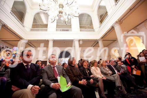 (C)fotodienst/ Alvaro Hurtado: Madrid - 2011 ist das Europäische Jahr der Freiwilligen. Die Promotion-Kampange, die derzeit durch Europa tourt, macht vom 28. Februar bis 6. März Station in Madrid. 
