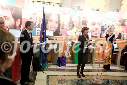 (C)fotodienst/ Alvaro Hurtado: Madrid - 2011 ist das Europäische Jahr der Freiwilligen. Die Promotion-Kampange, die derzeit durch Europa tourt, macht vom 28. Februar bis 6. März Station in Madrid. 