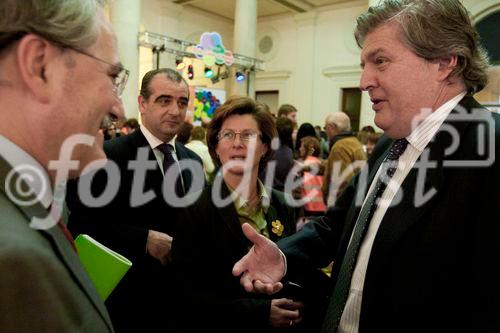 (C)fotodienst/ Alvaro Hurtado: Madrid - 2011 ist das Europäische Jahr der Freiwilligen. Die Promotion-Kampange, die derzeit durch Europa tourt, macht vom 28. Februar bis 6. März Station in Madrid. 