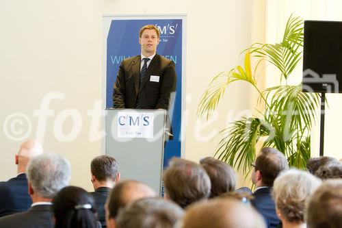  (c) fotodienst/Anna Rauchenberger - Wien, am 22.05.2012 – CMS Reich-Rohrwig Hainz präsentierte im Museumsquartier Highlights der neuen CMS European M&A Study. Die Studie gibt detaillierte Informationen über die Gestaltung jener Vertragsklauseln, die bei M&A-Transaktionen besonders intensiv verhandelt werden.  Der Präsentation der gegenwärtigen Marktstandards am europäischen Transaktionsmarkt folgte ein hochkarätig besetztes Panel, das einen Ausblick auf die Zukunft des M&A-Marktes in Österreich und CEE eröffnete. FOTO  Mag. Johannes Trenkwalder, Partner, CMS: