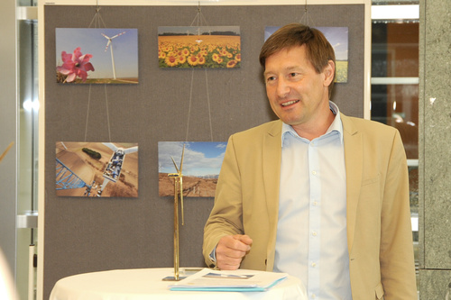 Fotoausstellung über die Schönheit der Windräder
im niederösterreichischen
Landhaus eröffnet