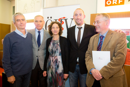  (c) fotodienst / Anna Rauchenberger - Wien, am 14.01.2014 - Österreichs Gesundheitssystem ist auf zweifelhaftem Weltrekordkurs – zu Lasten der Patienten, der niedergelassenen Ärzte und der Steuerzahler. Der Österreichische Hausärzteverband veranstaltete heute im ORF RadioKulturHaus einen Diskussionsabend über die Wege aus dem herrschend Ambulanz-Chaos