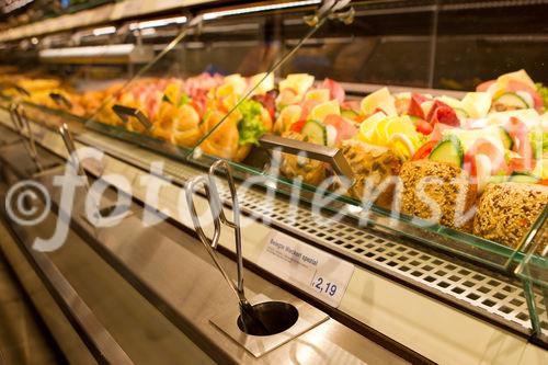  (c) fotodienst/Anna Rauchenberger - Wien, am 15.06.2012 - Nach einigen Wochen des Umbaus und der Renovierung feierte die backWERK Filiale in der SCS heute ihre Wiedereröffnung.