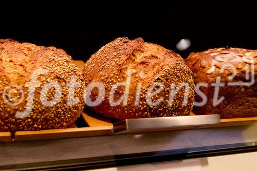  (c) fotodienst/Anna Rauchenberger - Wien, am 15.06.2012 - Nach einigen Wochen des Umbaus und der Renovierung feierte die backWERK Filiale in der SCS heute ihre Wiedereröffnung.