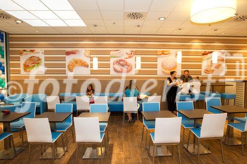  (c) fotodienst/Anna Rauchenberger - Wien, am 15.06.2012 - Nach einigen Wochen des Umbaus und der Renovierung feierte die backWERK Filiale in der SCS heute ihre Wiedereröffnung.