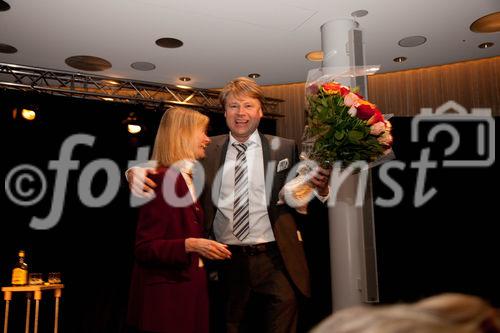 Schweizerische Gesellschaft für Angst und Depression: Therapie von Burnout. 
Bild: Prof.Dr.med.Edith Holsboer-Trachsler mit Dr.med.Josef Hättenschwiler