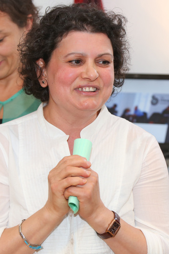  (c) fotodienst/Katharina Schiffl - Wien, am 28.07.2013 - Die biak (bildungsakademie) feiert ihr erstes Jahr mit Studierenden, Lehrenden, Freunden und Partnern aus Wirtschaft und Politik. FOTO Studierende Fatmé Khalil-Hammout: