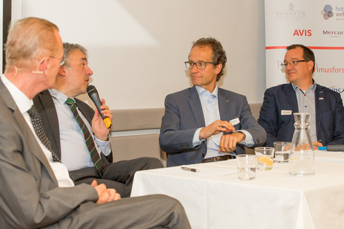 Bei einem Networking des Travel Industry Club Austria im Wiener Falkensteiner Hotel Margareten diskutierten Experten über die Ergebnisse einer aktuellen Untersuchung zum Thema 