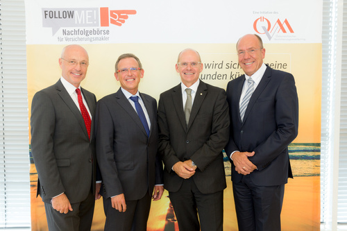 (c) fotodienst / Anna Rauchenberger - Wien, am 21.09.2015 - Follow Me! Nachfolgebörse für Versicherungsmakler und Informationskampagne des Österreichischen Versicherungsmaklerrings ÖVM, FOTO vlnr.: Ing. Alexander Punzl (ÖVM-Präsident), Akad. Vkfm. Gunther Riedlsperger (Bundesobmann der Versicherungsmakler), Dr. Ralph Müller Vorstandsvorsitzender Wiener Städtische Versicherung), Thomas Suchoweew (